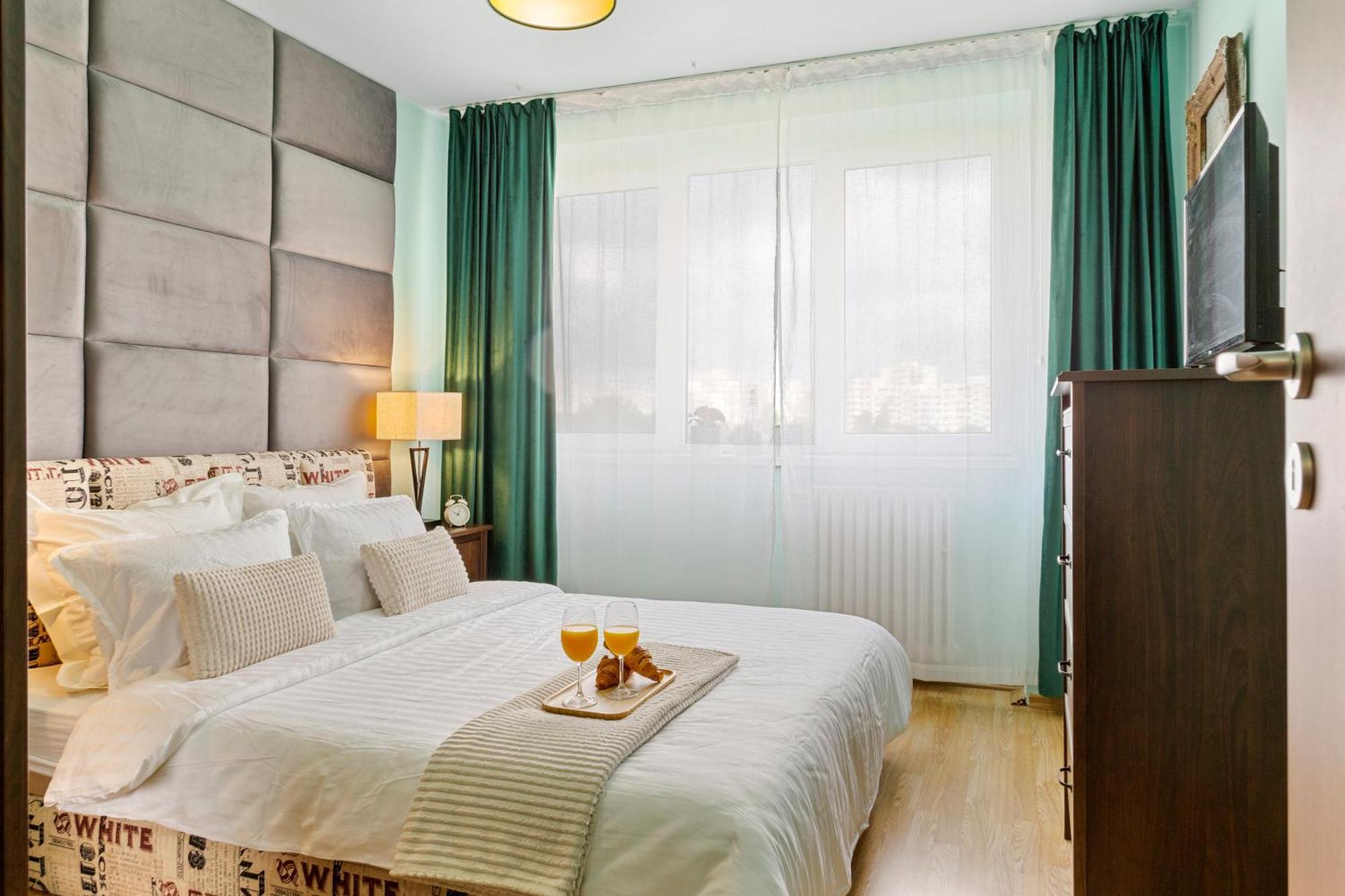 Apartamento Arena Nationala, Monza, Victor Gomoiu The Cloud, Free Early Check-In Available Bucarest Exterior foto